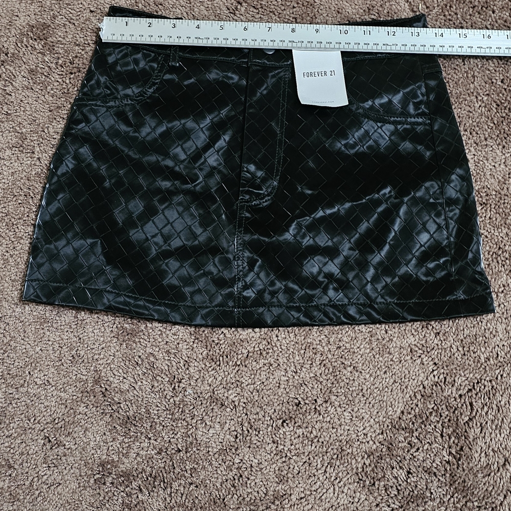 Forever 21 Shiny Black Mini Skirt